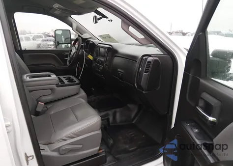 2017 GMC Sierra 2500Hd z USA, uszkodzony, nr VIN 1GT12REG3HF193472